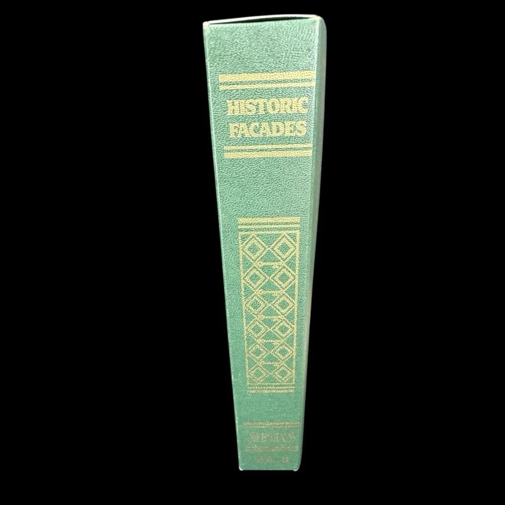 Tatman House Eureka Springs, Arkansas Shelia's Shelf Sitter‎ Vintage W/Box 1996